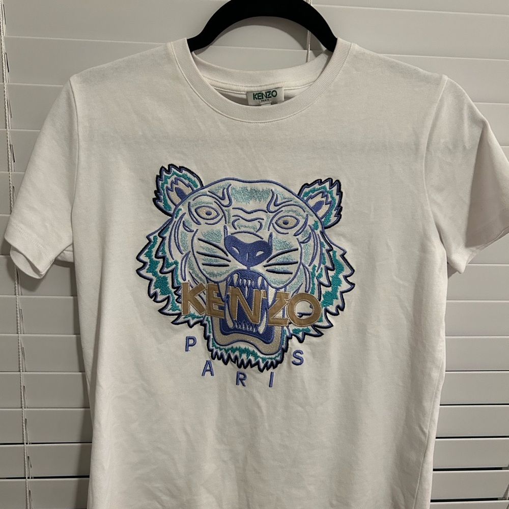 Kenzo White Tee with Blue and Gold Tiger Design